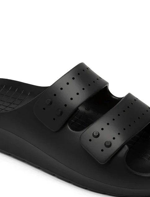 Мужские шлепанцы Lacoste резиновые черные - фото 6 - Miraton