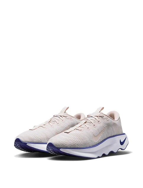 Чоловічі кросівки Nike MOTIVA тканинні бежеві - фото 3 - Miraton