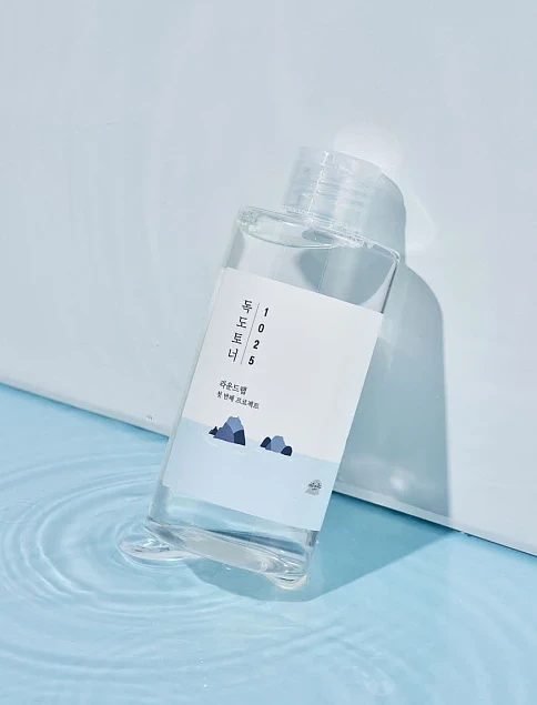 Зволожуючий тонер з ефектом пілінгу ROUND LAB 1025 Dokdo Toner - фото 3 - Miraton