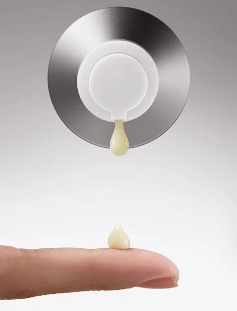 Восстанавливающая сыворотка с ретинолом Skin Lab SKIN&LAB Retinol Repair Serum, 30 мл - фото 3 - Miraton