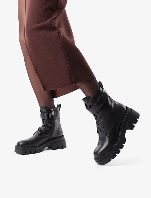 Женские ботинки Attizzare кожаные черные - фото 1 - Miraton