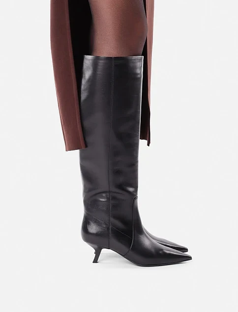 Женские сапоги кожаные черные - фото 1 - Miraton