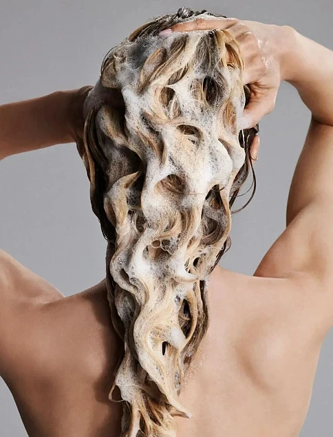 Укрепляющий шампунь для объема NEQI Volume Victory Shampoo, 330ml - фото 2 - Miraton