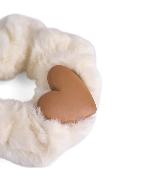 Резинка MIRATON из меха белая с аппликацией - фото 2 - Miraton