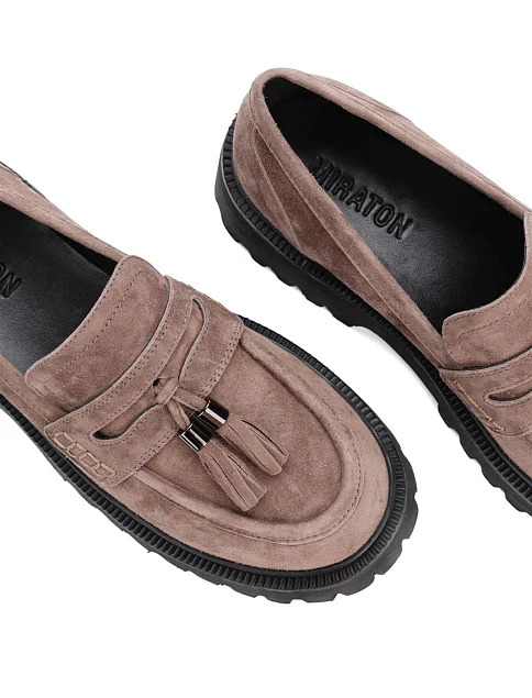 Женские туфли лоферы MIRATON велюровые бежевые - фото 5 - Miraton