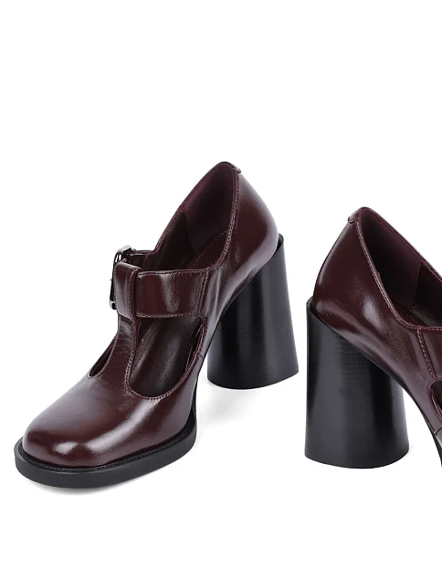 Женские туфли MIRATON из масляной кожи бордовые - фото 2 - Miraton