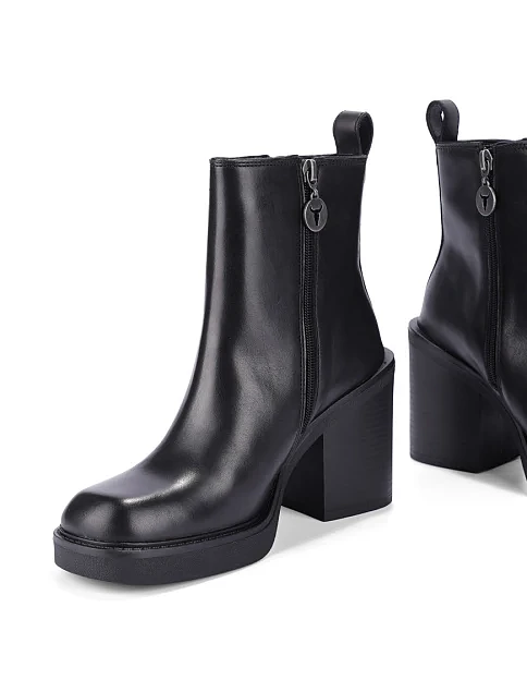 Женские ботинки WINDSOR SMITH кожаные черные - фото 2 - Miraton