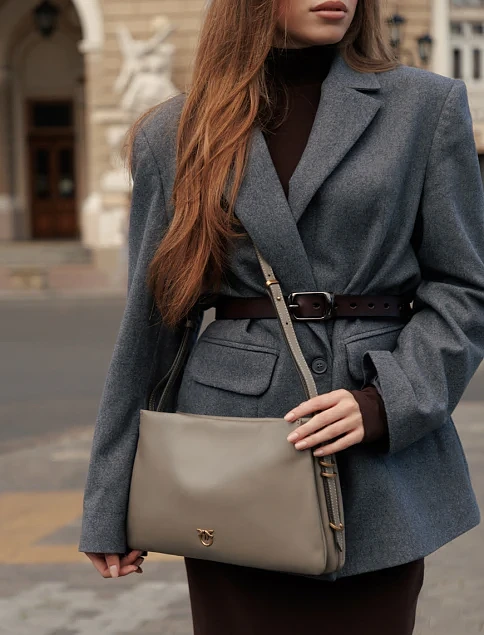 Женская сумка через плечо кожаная серая - фото 2 - Miraton