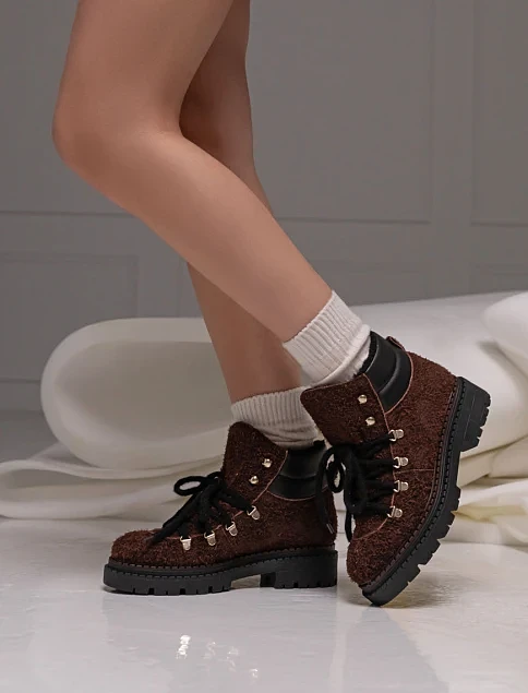 Женские ботинки замшевые коричневые - фото 2 - Miraton