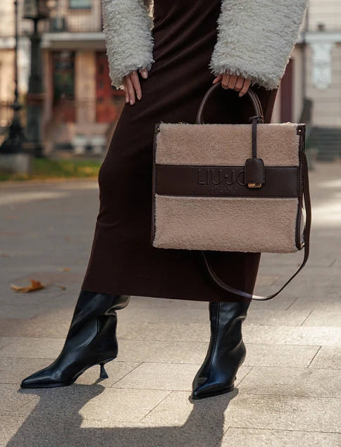 Жіноча сумка з екошкіри коричнева - фото 2 - Miraton