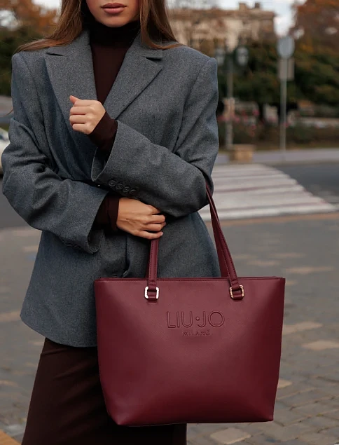 Женская сумка из экокожи бордовая - фото 2 - Miraton