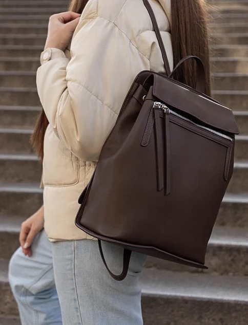 Жіночий рюкзак шкіряний коричневий - фото 2 - Miraton