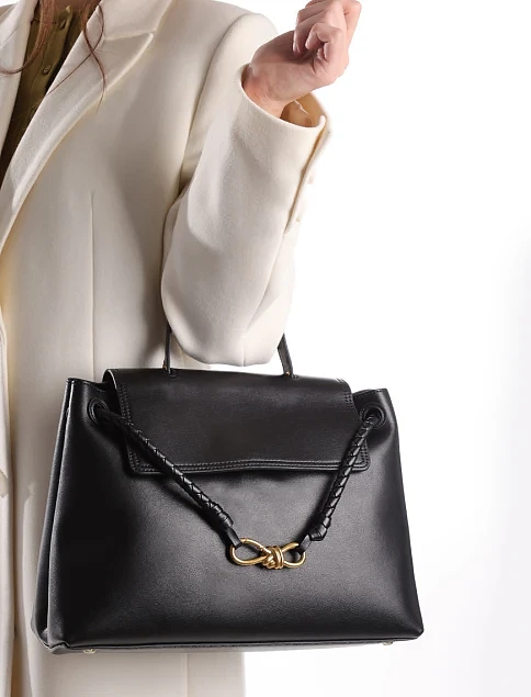 Женская сумка кожаная черная - фото 1 - Miraton