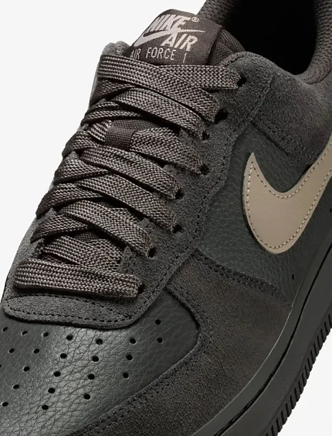 Женские кеды Nike AIR FORCE 1 кожаные темно-серые - фото 7 - Miraton