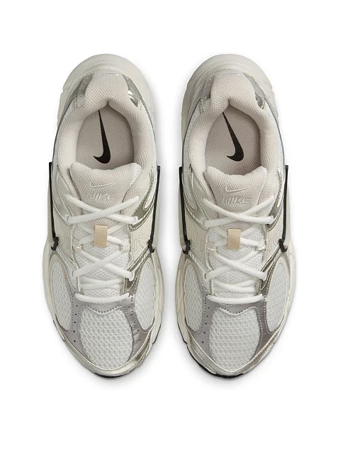 Женские кроссовки Nike V5 Rnr текстильные бежевые - фото 4 - Miraton