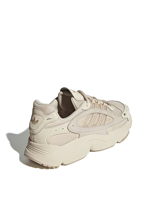 Жіночі кросівки Adidas OZMILLEN шкіряні молочного кольору - фото 4 - Miraton