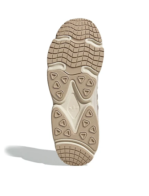 Жіночі кросівки Adidas OZMILLEN шкіряні молочного кольору - фото 8 - Miraton