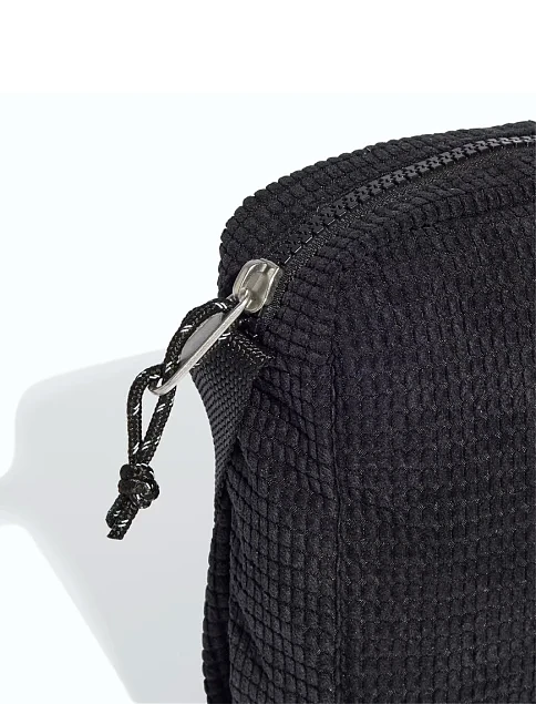 Сумка мессенджер Adidas текстильная черная - фото 5 - Miraton