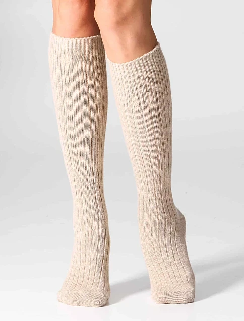 Гольфы женские из шерсти мериноса с добавлением кашемира бежевые - фото 1 - Miraton