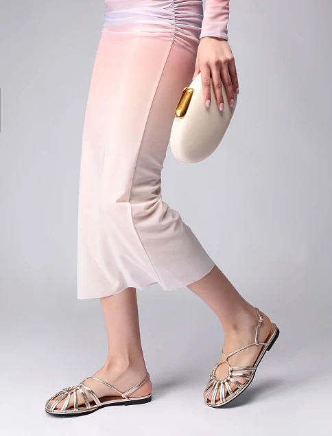 Жіночі сандалії з масляної шкіри бордові - фото 7 - Miraton