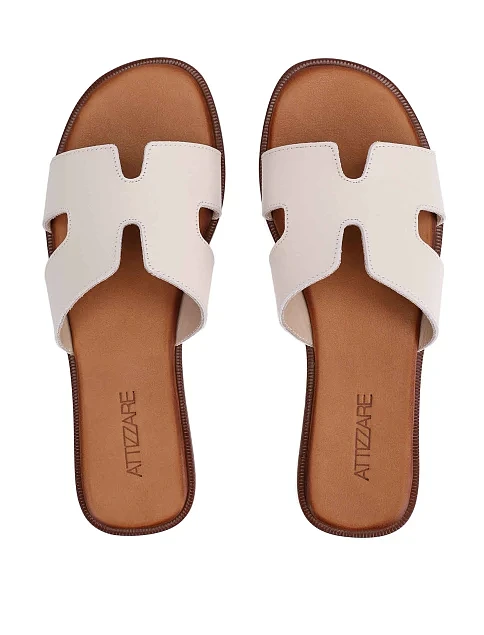 Женские шлепанцы кожаные рисового цвета - фото 2 - Miraton