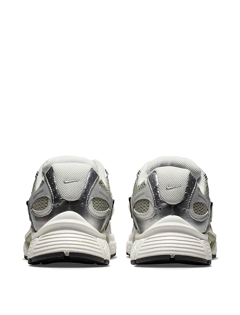 Женские кроссовки Nike V5 RNR текстильные белые - фото 4 - Miraton