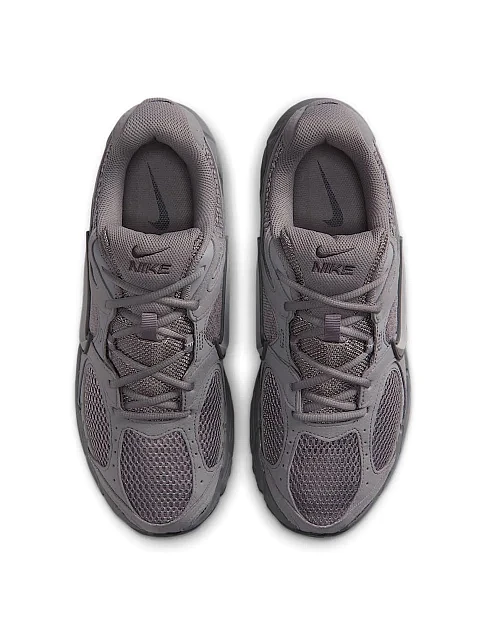 Чоловічі кросівки Nike V5 RNR текстильні сірі - фото 4 - Miraton