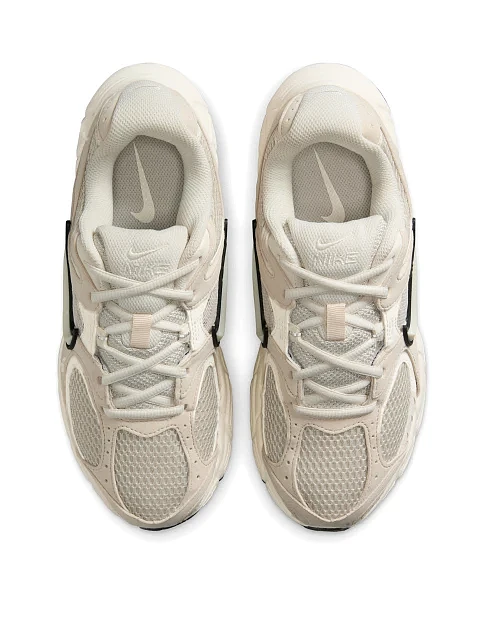 Жіночі кросівки Nike V5 RNR SUEDE текстильні бежеві - фото 4 - Miraton