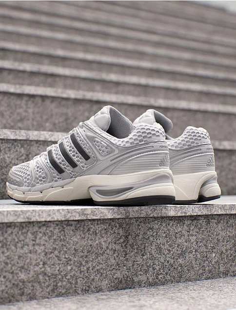 Кросівки Adidas ADISTAR CONTROL 3 текстильні срібного кольору - фото 4 - Miraton