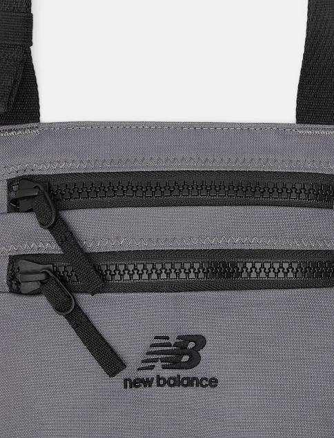 Сумка через плече New Balance Urban Sling Bag текстильна сіра - фото 2 - Miraton