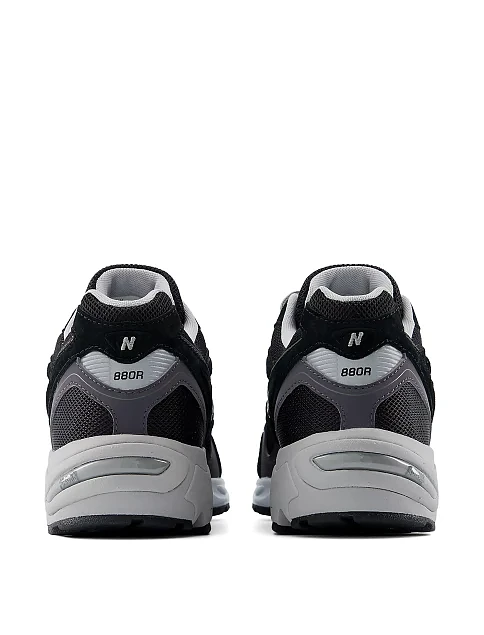 Чоловічі кросівки New Balance U880R8EU чорні замшеві - фото 5 - Miraton