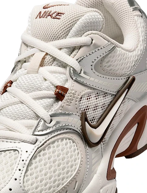 Жіночі кросівки Nike V5 RNR білі текстильні - фото 5 - Miraton