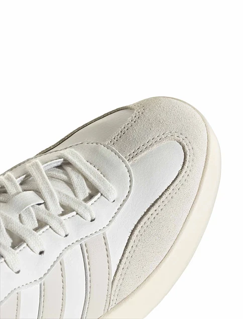 Женские кеды Adidas BARREDA молочные кожаные - фото 8 - Miraton