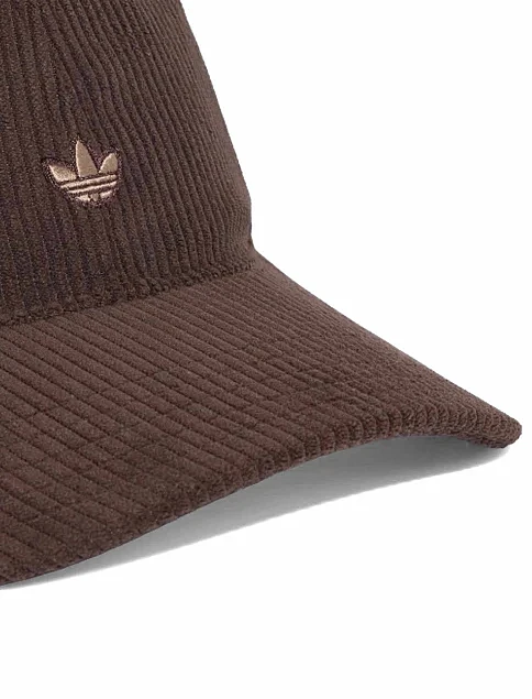 Кепка (бренд) Adidas - фото 3 - Miraton
