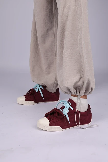 Жіночі кеди Converse Chuck Taylor Lo бордові замшеві - фото 6 - Miraton