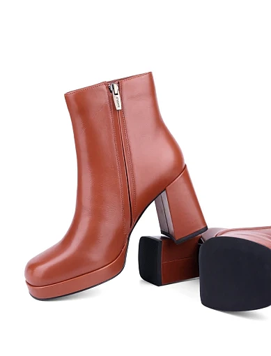 Жіночі черевики Attizzare шкіряні коричневі (271-1501) - фото 2 - Miraton