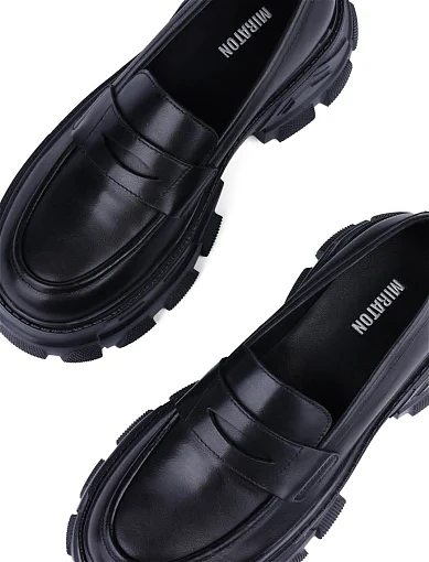 Жіночі туфлі лофери MIRATON шкіряні чорні (2025-5) - фото 6 - Miraton