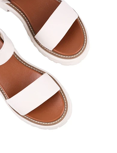 Жіночі сандалі Attizzare шкіряні рисового кольору - фото 5 - Miraton