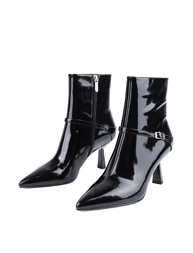 Жіночі черевики MiaMay з масляної шкіри чорні з підкладкою з байки (MA67306-12-1) - фото 3 - Miraton