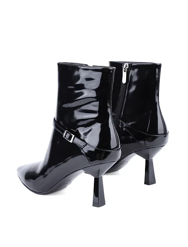 Жіночі черевики MiaMay з масляної шкіри чорні з підкладкою з байки (MA67306-12-1) - фото 4 - Miraton