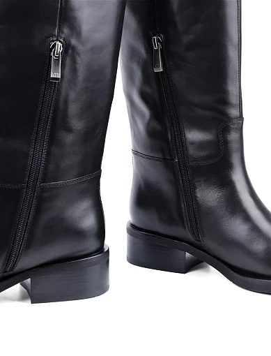 Жіночі чоботи Attizzare шкіряні чорні з підкладкою з натурального хутра (2408-1621-1) - фото 2 - Miraton