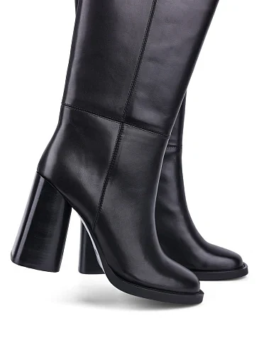 Жіночі чоботи MIRATON шкіряні чорні з підкладкою з байки (8715A-1689-1) - фото 2 - Miraton