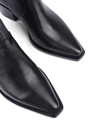 Жіночі черевики козаки MIRATON шкіряні чорні з підкладкою з байки (881H-0607-S313 ОЗ-24-25) - фото 5 - Miraton