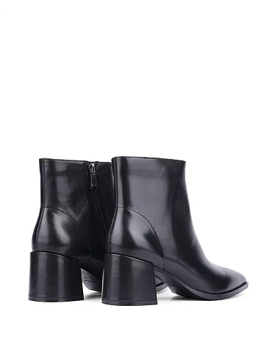 Жіночі черевики Attizzare шкіряні чорні (G2417L-24501-1) - фото 4 - Miraton