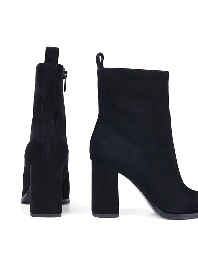 Жіночі черевики Attizzare велюрові чорні з підкладкою з байки (G2428-601-1) - фото 2 - Miraton