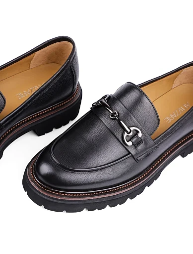 Жіночі туфлі Attizzare шкіряні чорні (AT3621A-111-777) - фото 5 - Miraton