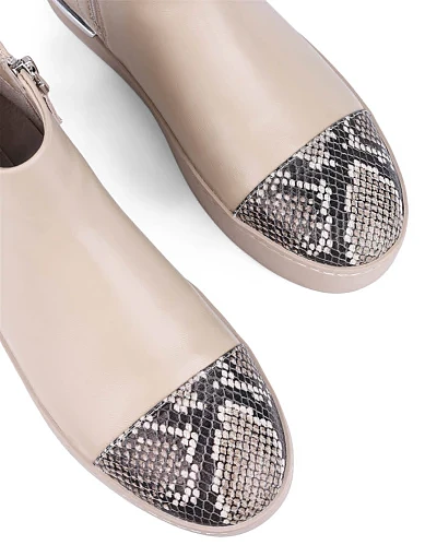 Жіночі черевики Attizzare шкіряні бежеві з підкладкою з повсті (2418-0401-1) - фото 5 - Miraton