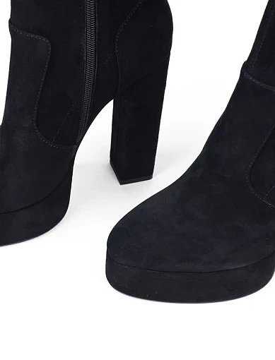 Жіночі черевики Attizzare велюрові чорні Attizzare (L2326-1) - фото 5 - Miraton