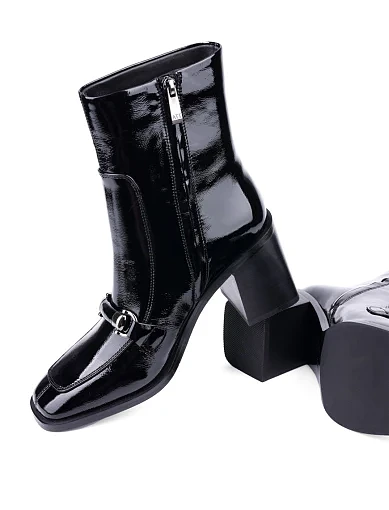 Жіночі черевики Attizzare з наплаку чорні (TYX1286-0602) - фото 2 - Miraton