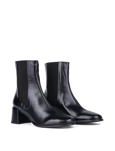 Жіночі черевики Angel Alarcon шкіряні чорні шкіряні стійкому підборі (24580-469A) - фото 3 - Miraton